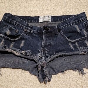 One teaspoon bonitas shorts size 27